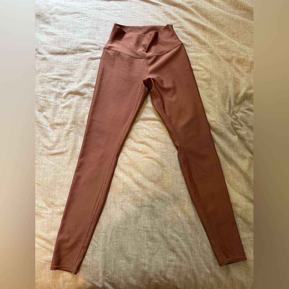ALO Yoga Mauve Leggings